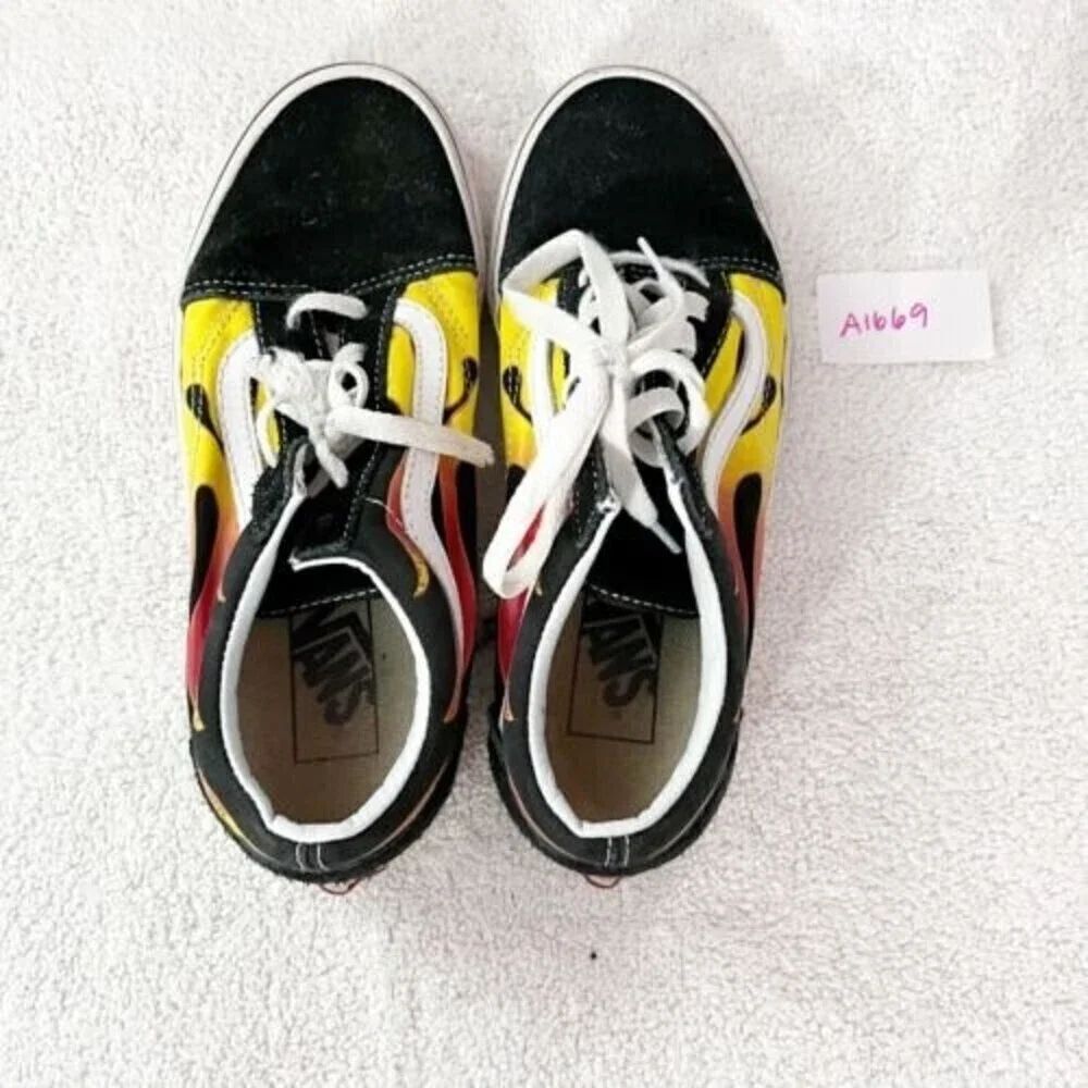 Vans Old Skool Flame Black and White Skate Shoes Men’s 5.5 Women 7 Fire Skater